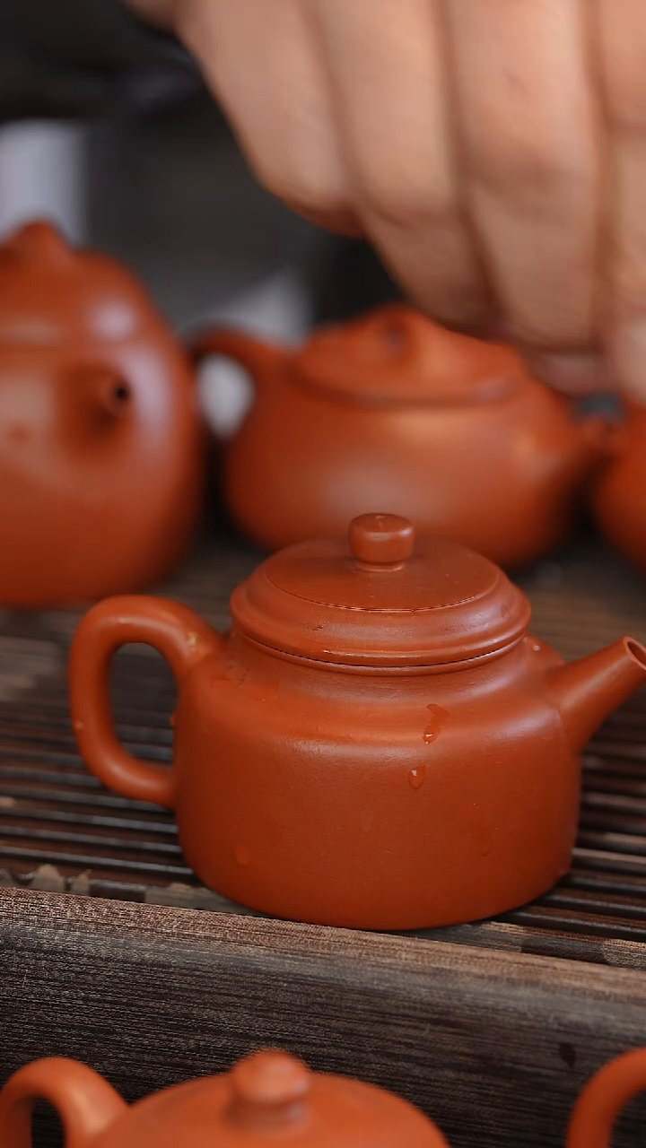 茶壶紫砂德中 朱泥 半手工 150cc