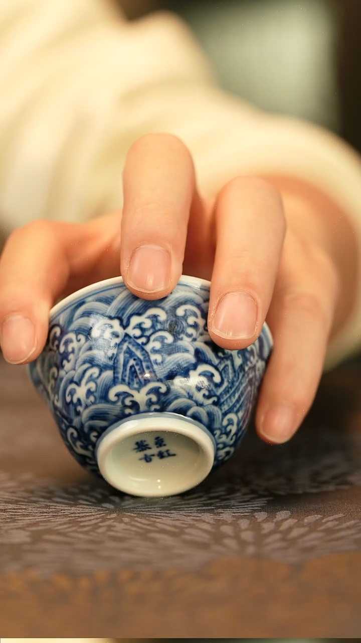 中式垂虹慕古江崖海水铃铛杯