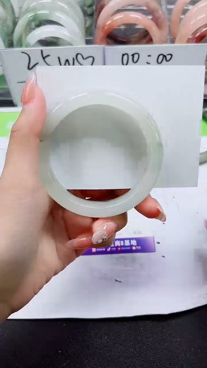 【闪购商品】石英质玉手镯未镶嵌A209-56/57