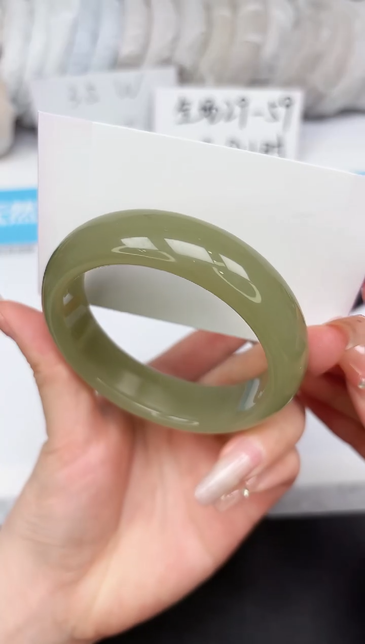 石英质玉手镯未镶嵌307-56.8