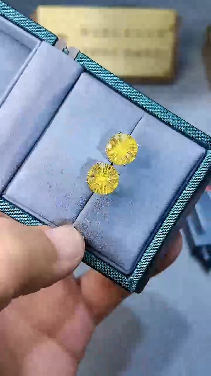 【闪购商品】黄晶耳饰银S925镶嵌6516