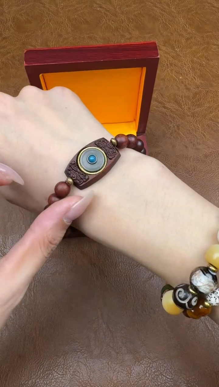 墨韵阁文玩血檀链接-@@ys985