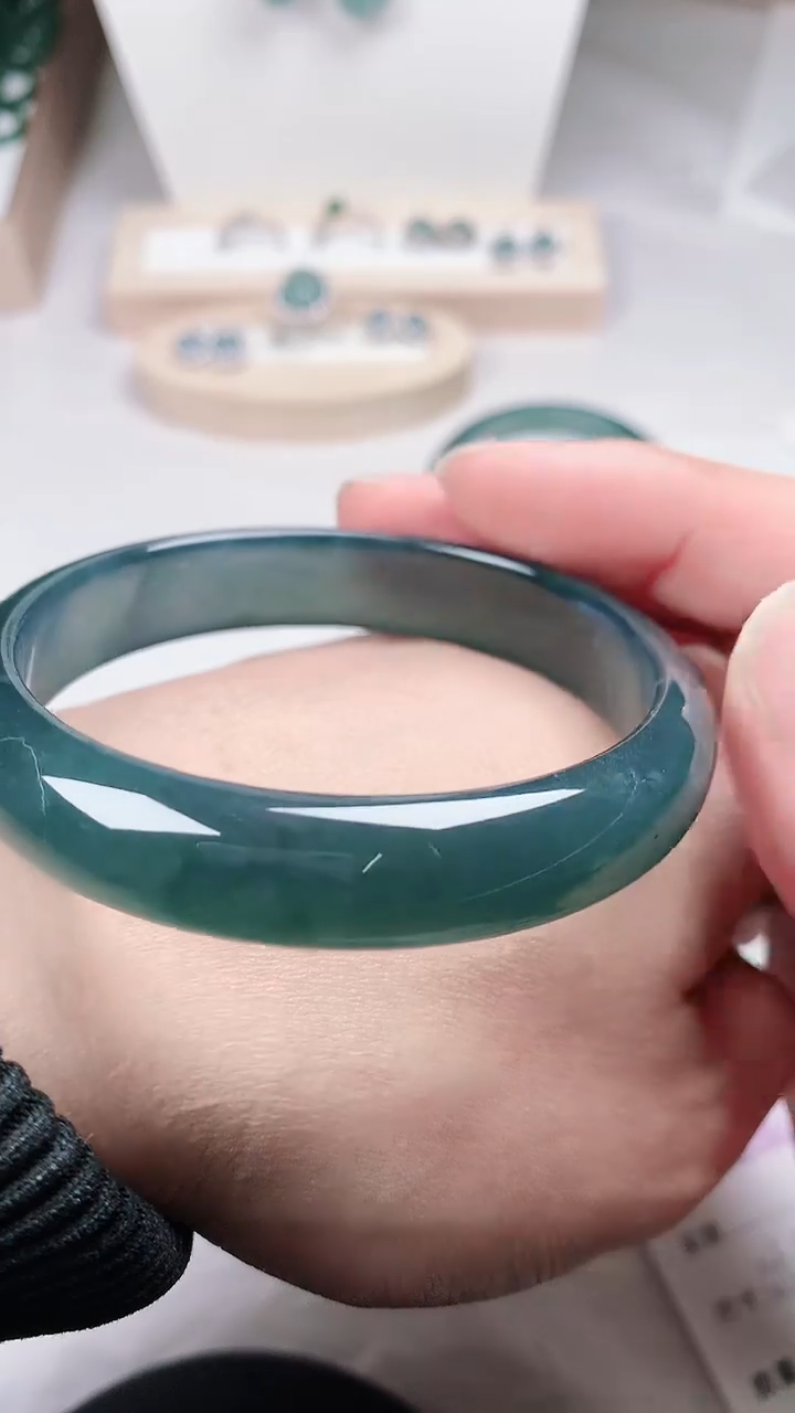 【闪购商品】翡翠手镯未镶嵌天然冰种翡翠手镯