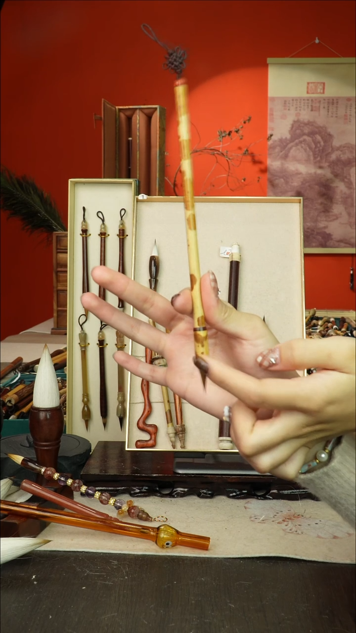 98号闪孤品高货毛笔链接 清水试笔 蘸墨不退