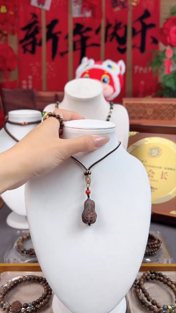 【闪购商品】沉香手串【白棋楠雕刻大白菜双拼色如意绳吊坠挂绳】