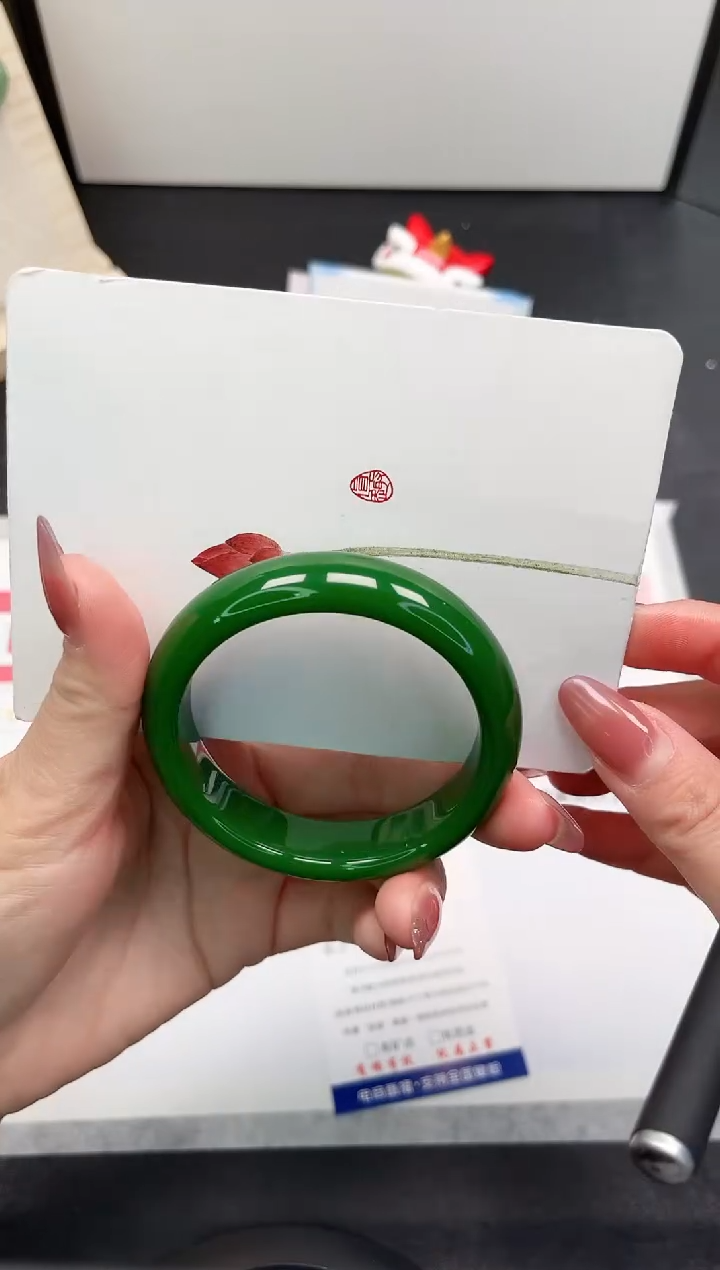 【闪购商品】石英质玉手镯未镶嵌301-54.2