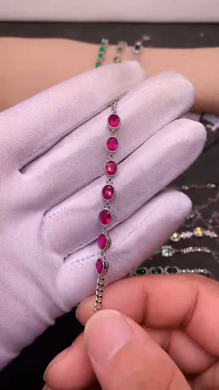 【闪购商品】红宝石手链银S925镶嵌.......