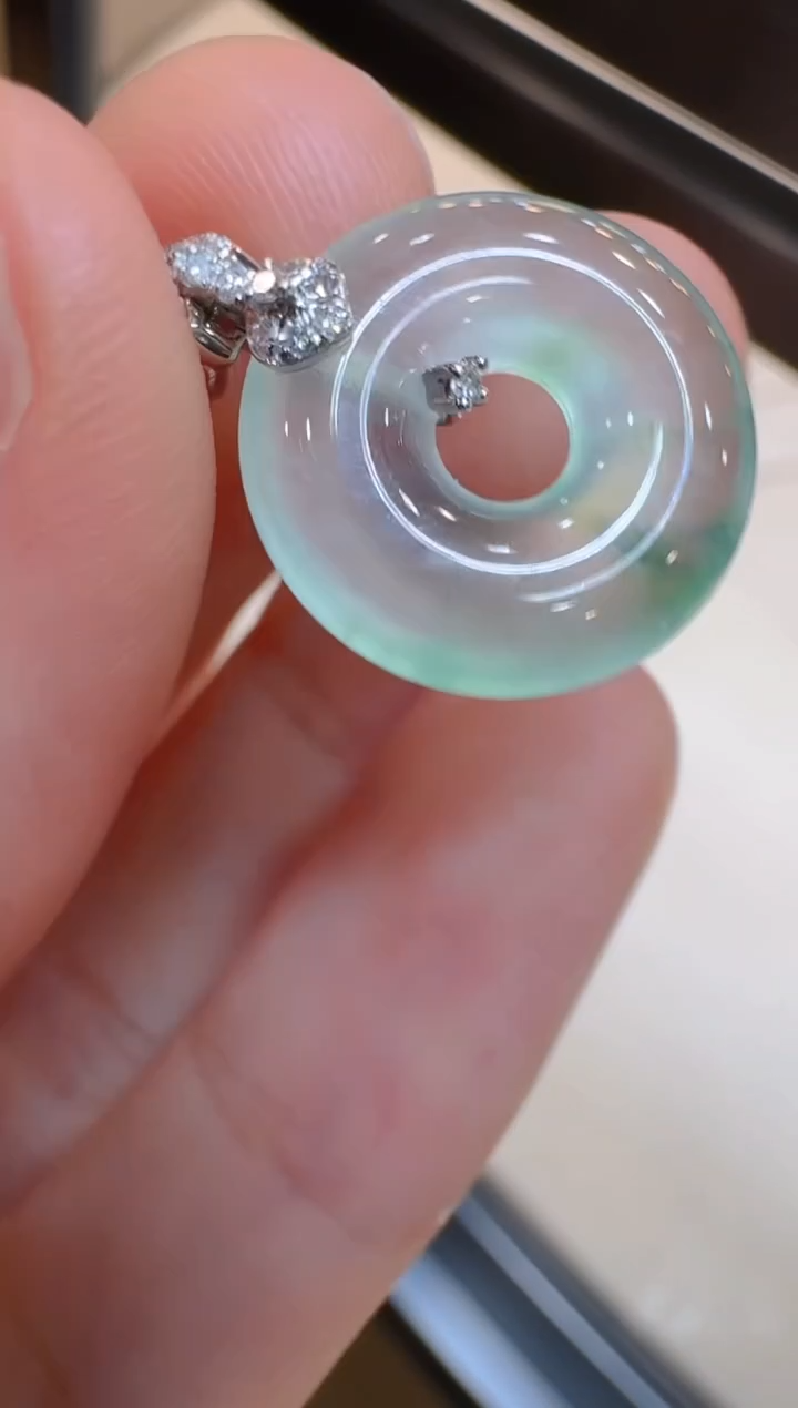 翡翠18K金镶嵌吊坠(不含链)多样性团购发一件