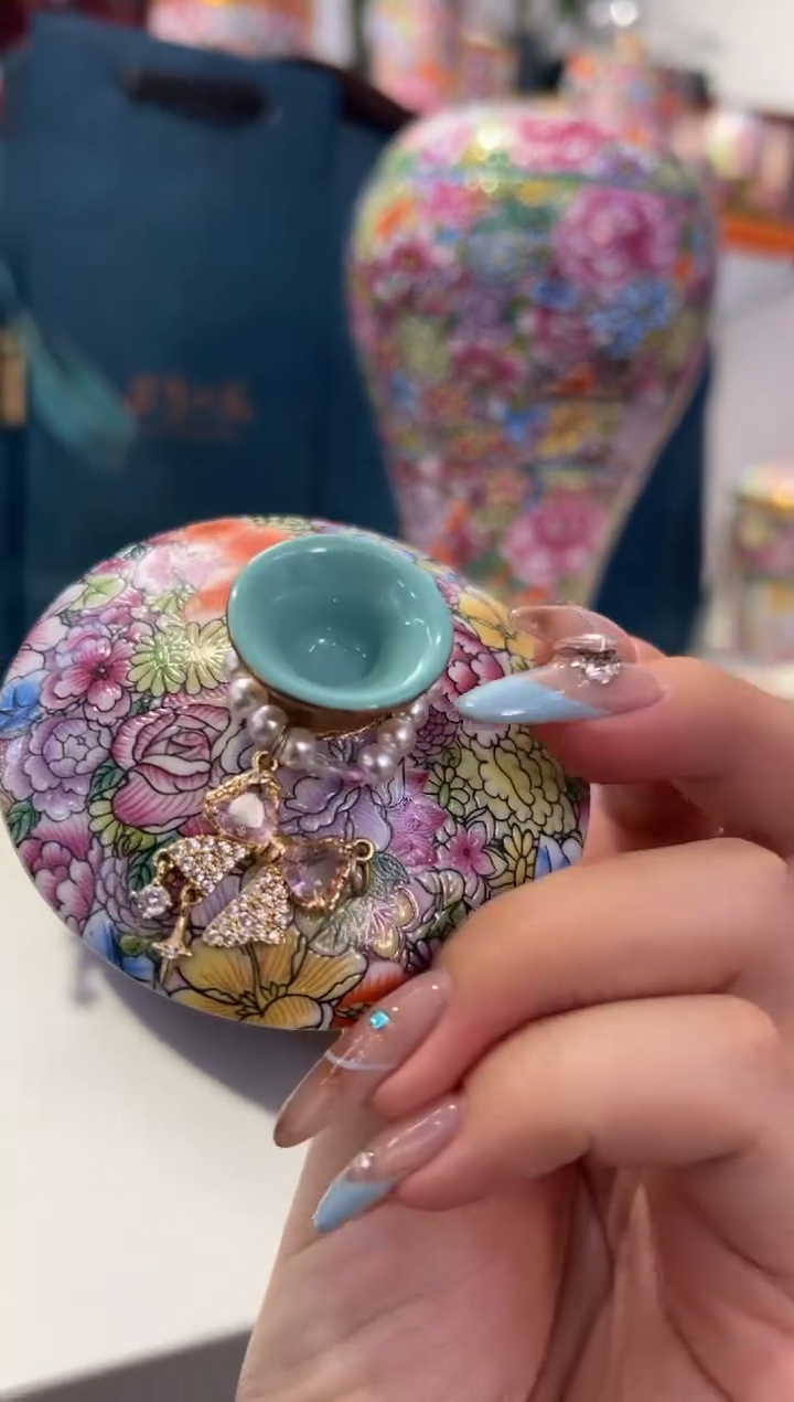 瓷片小乔闪购链接