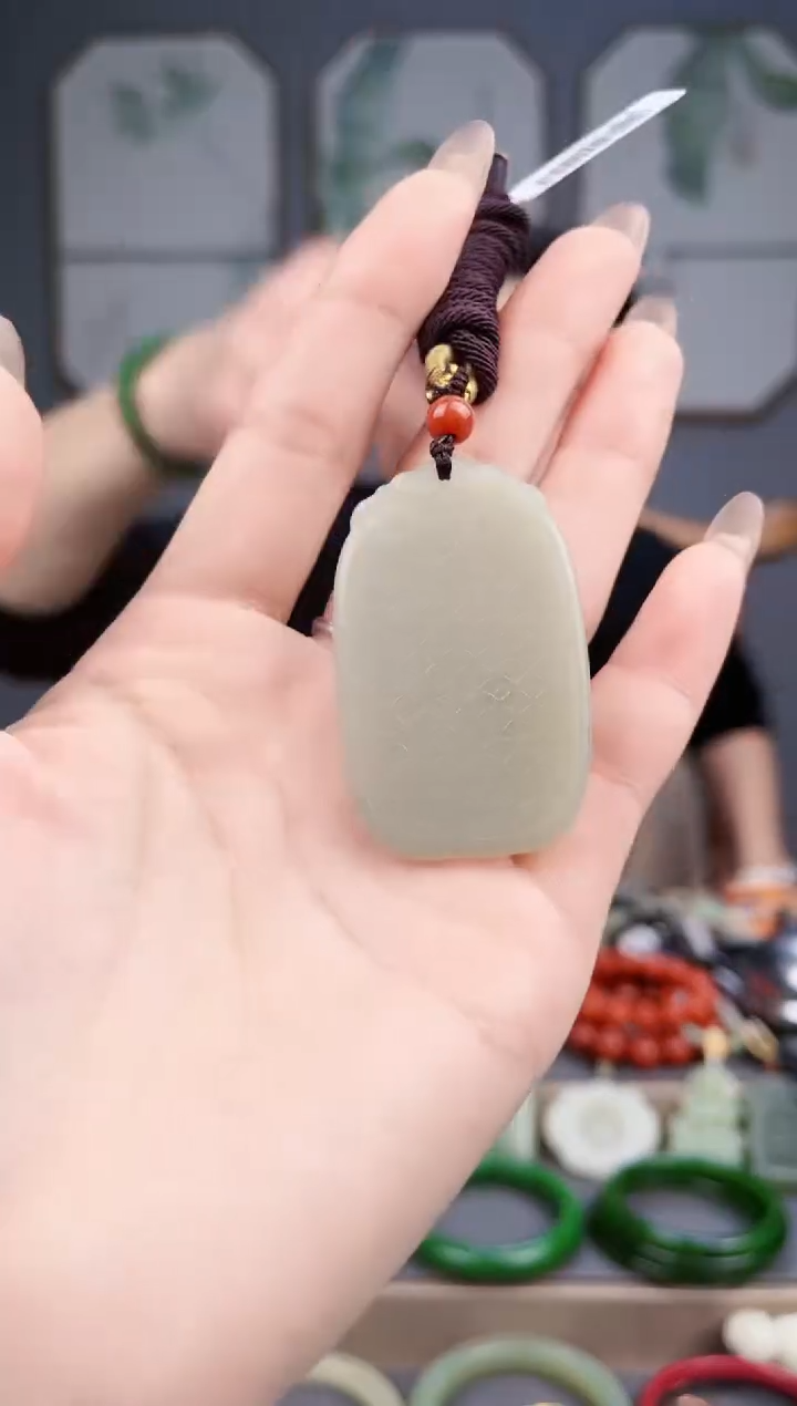 【闪购商品】和田玉颈饰未镶嵌AA多样性发货 拍一发一