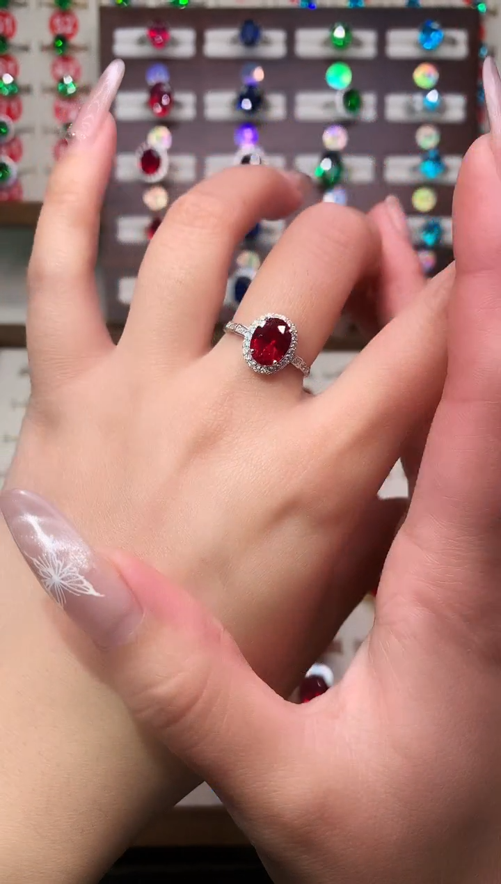 银S925镶嵌戒指红宝石7*9 酒红 银托