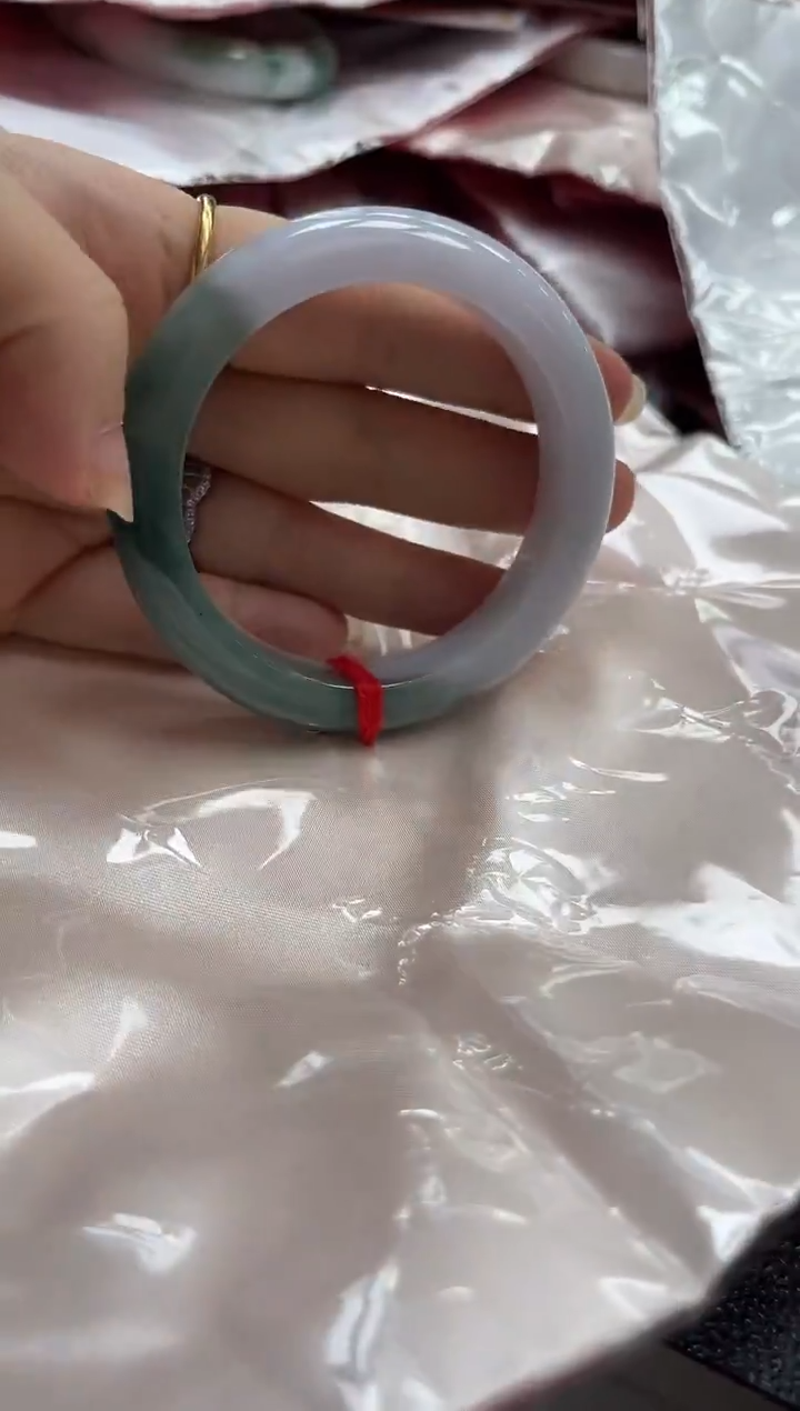 未镶嵌手镯翡翠0433797120