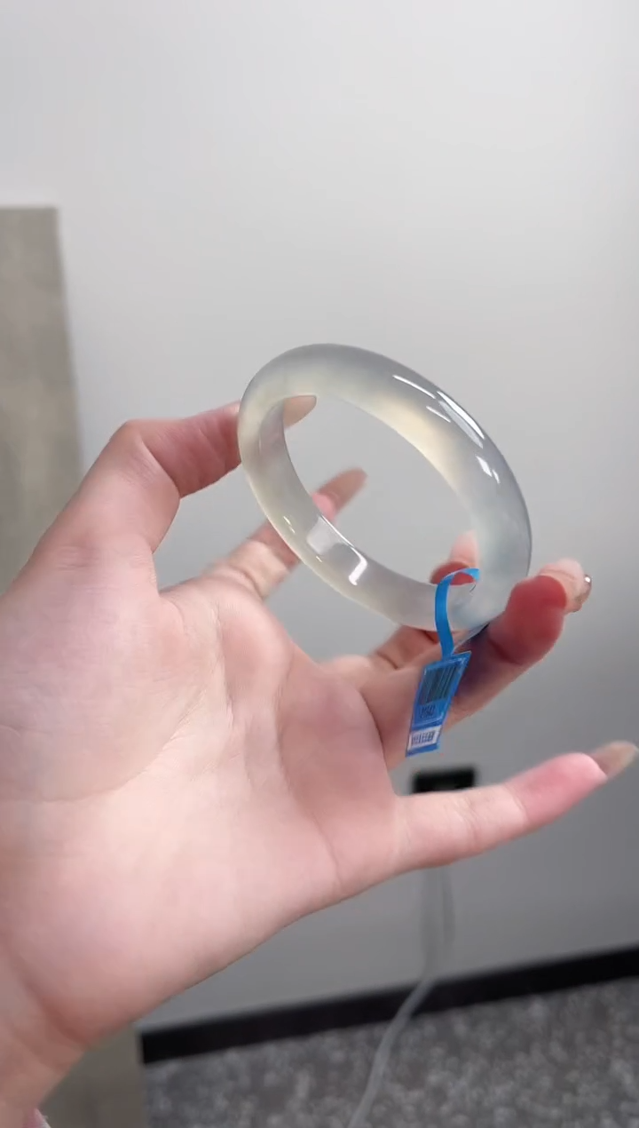 【闪购商品】玛瑙/玉髓手镯未镶嵌54圈