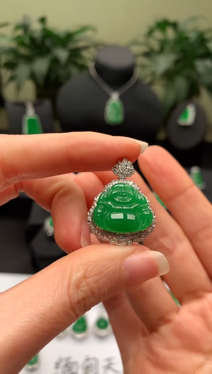 【闪购商品】翡翠颈饰18K金镶嵌佛公