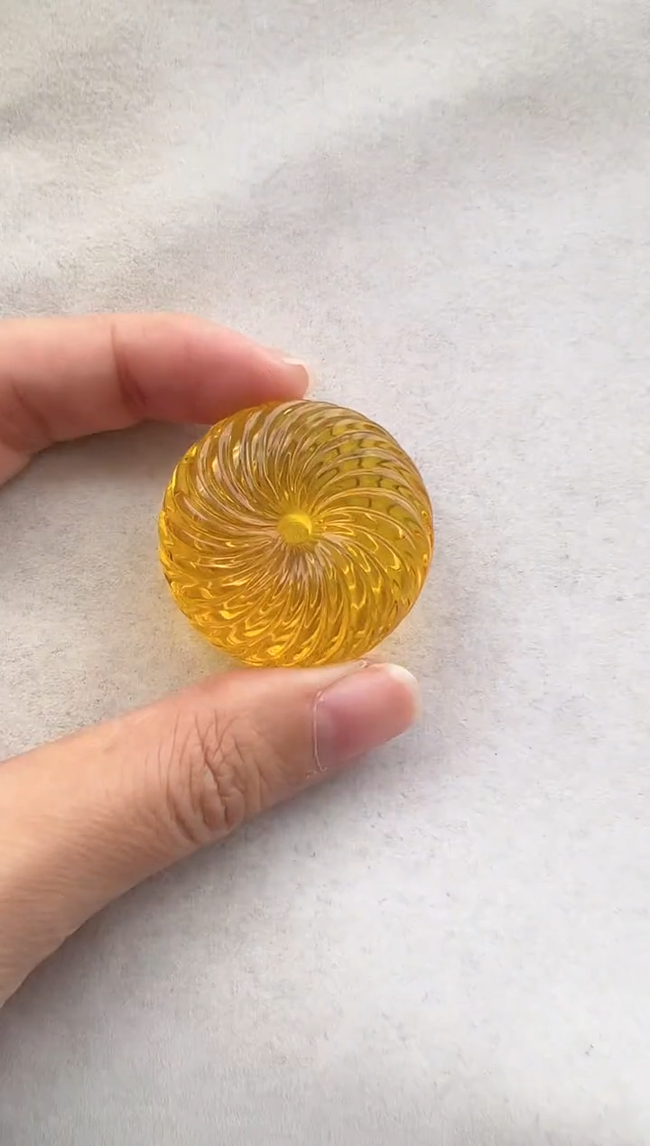 【闪购商品】琥珀裸石未镶嵌10114207-吊坠