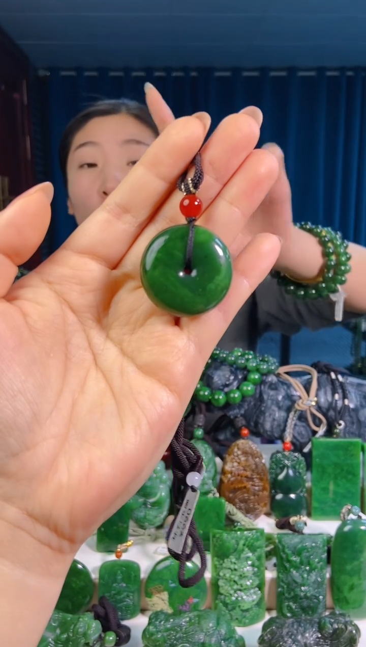 和田玉未镶嵌挂件1