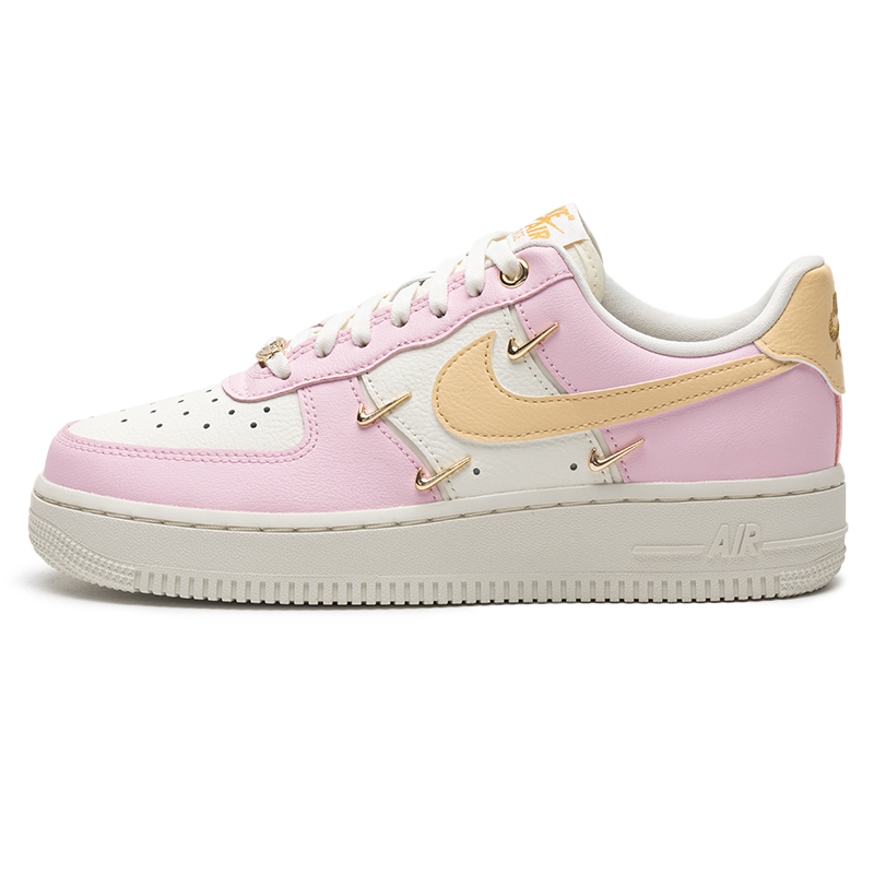 【Nike】AIR FORCE 1女鞋空军一号四勾复古休闲运动板鞋 IB2574-600