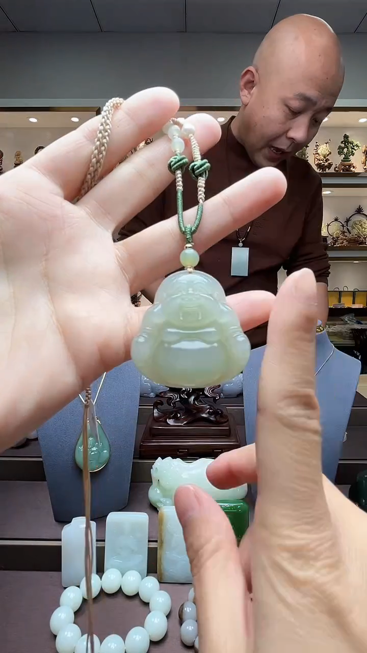 【闪购商品】和田玉颈饰未镶嵌苏