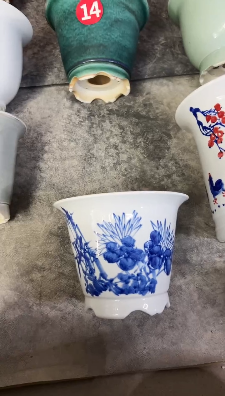 微瑕景德镇青花瓷花盆高17外口20内口17