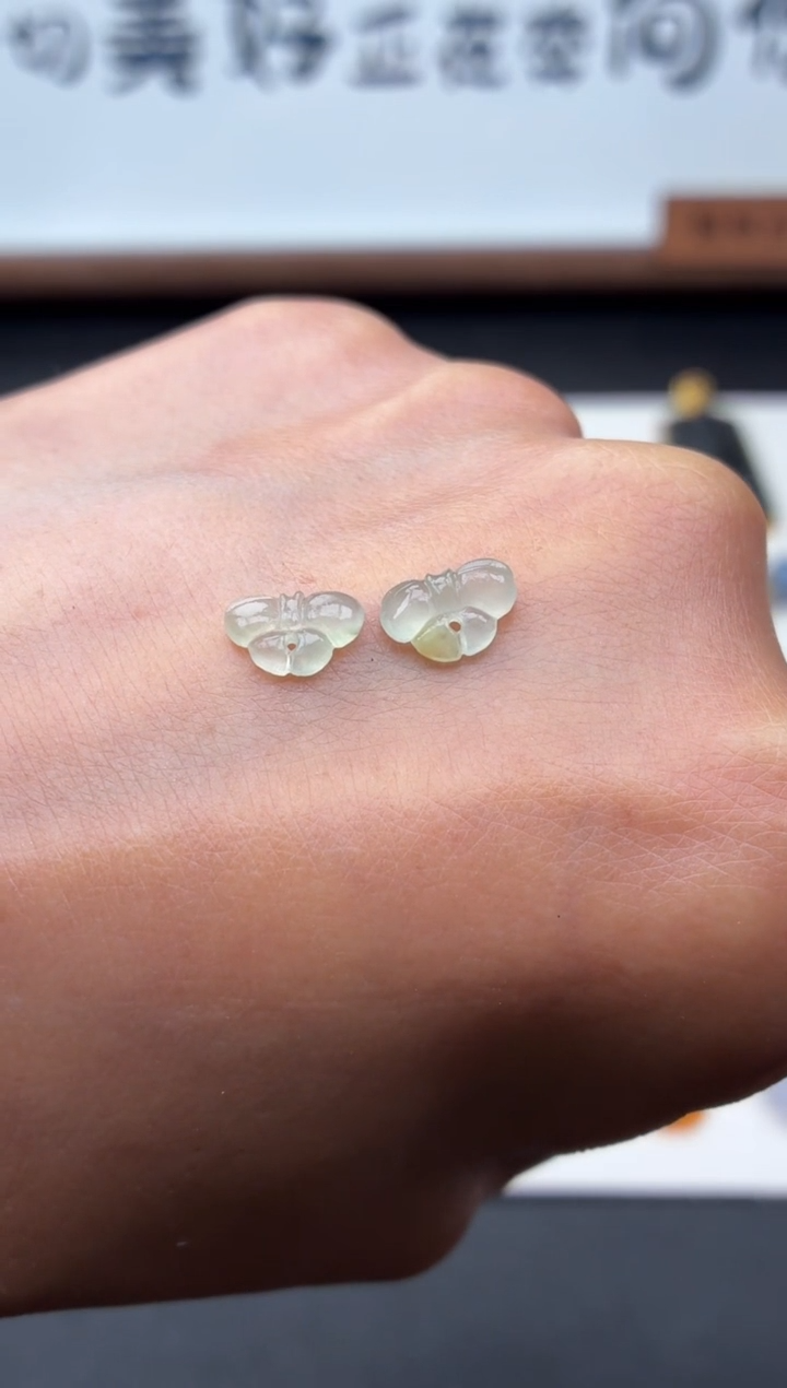 未镶嵌定制翡翠翡翠