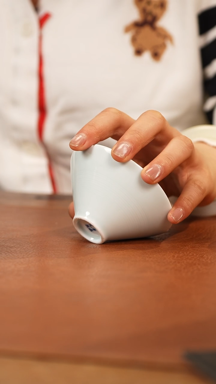 【闪购商品】杯景德镇九段斗笠杯