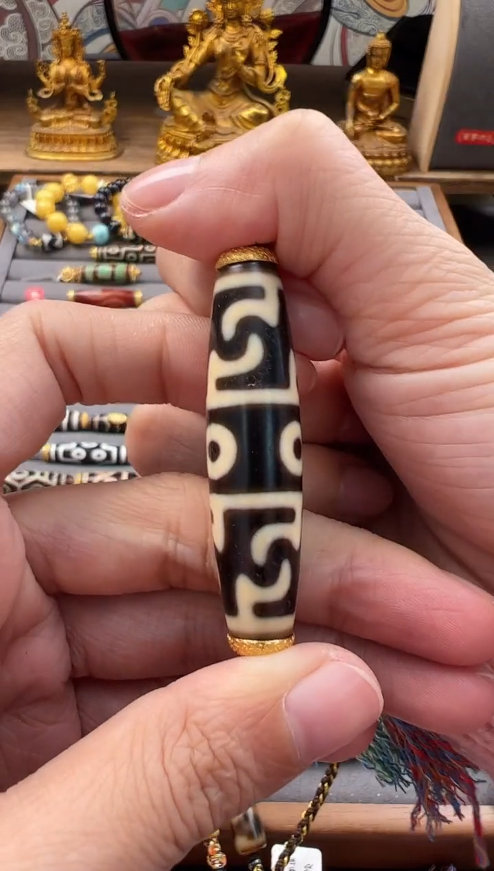 【闪购商品】玛瑙挂件18K金镶嵌吊坠