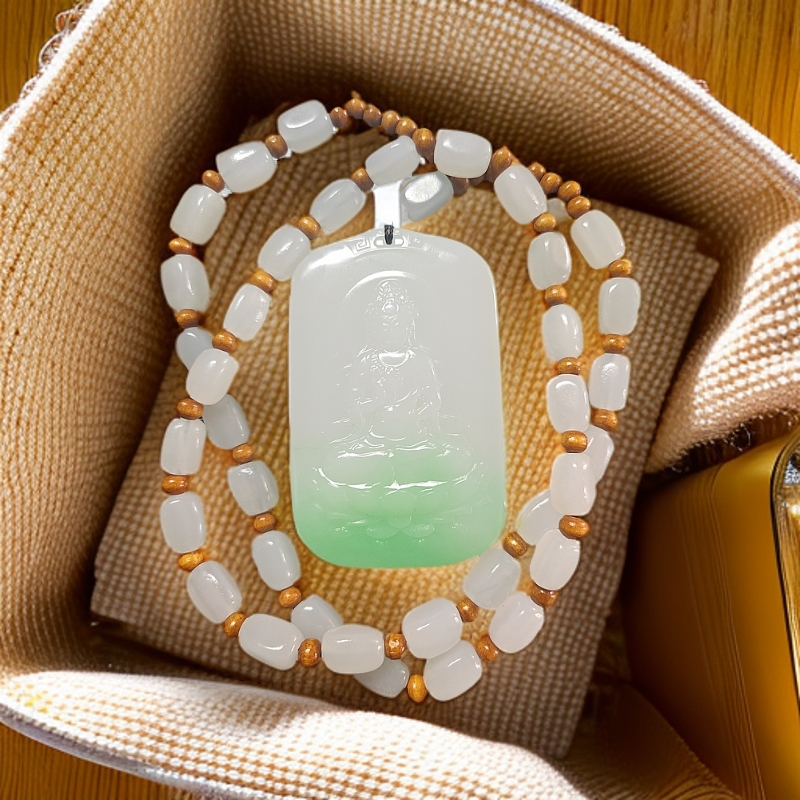 HT翠青观音吊坠多样性发货任意一条