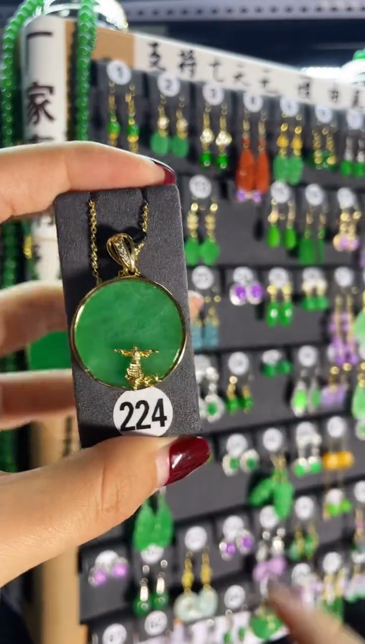 【闪购商品】翡翠颈饰银S925镶嵌224..