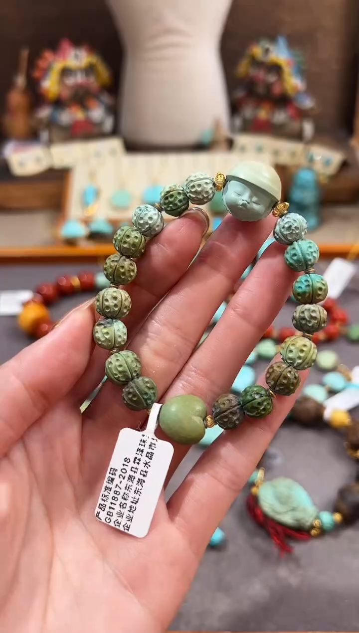 18K金镶嵌绿松石手链绿松石手链