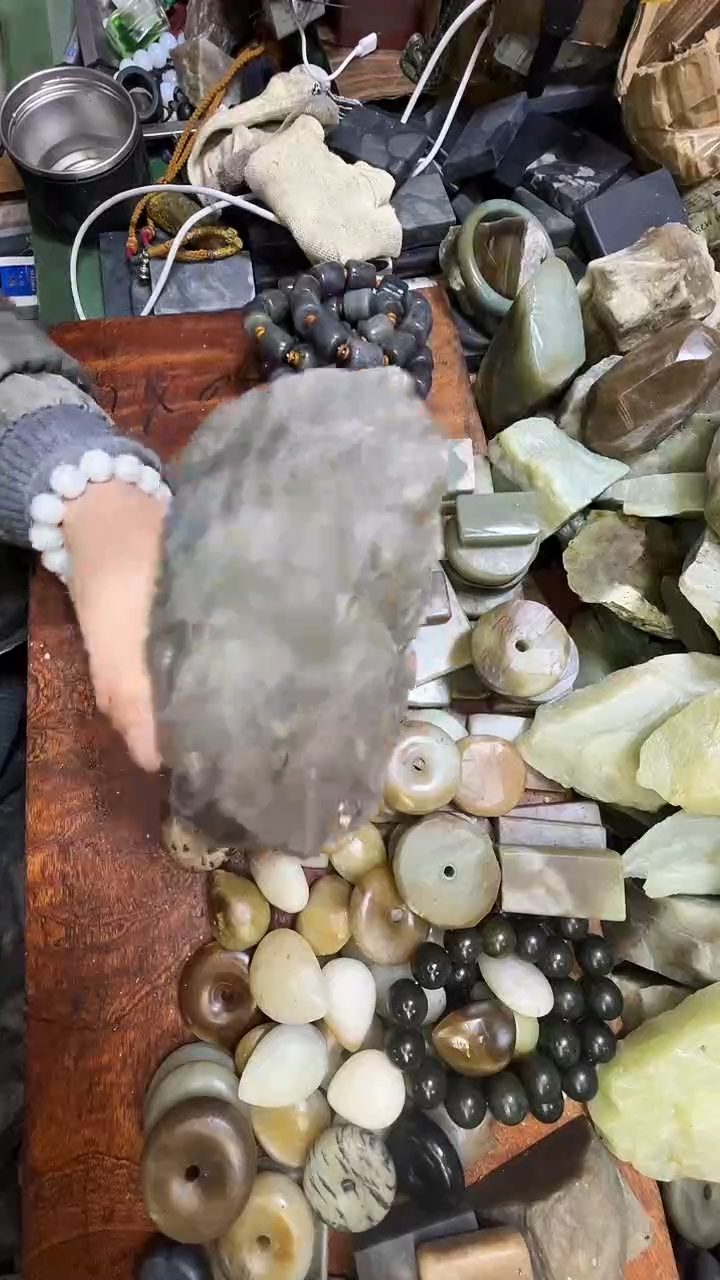 未镶嵌和田玉珠宝半成品1