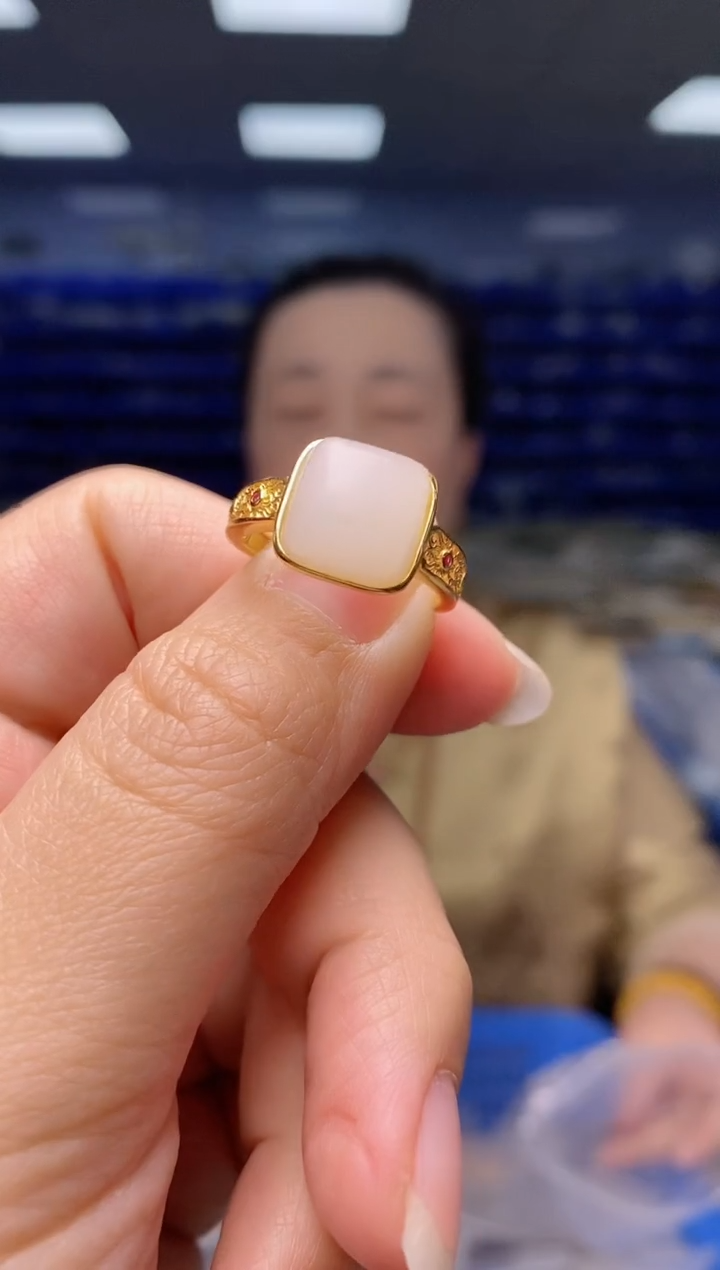 【闪购商品】和田玉戒指银S925镶嵌   JZ3144