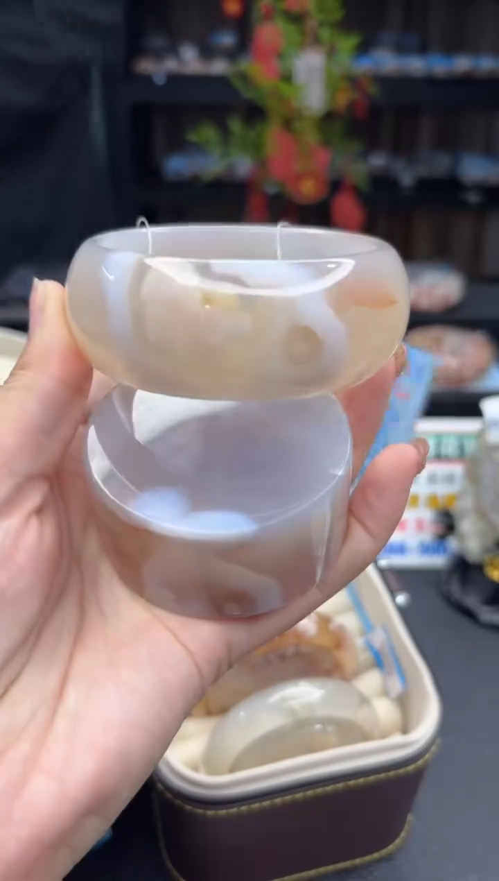 【闪购商品】石英质玉手镯未镶嵌1034（60圈赠送镯心）