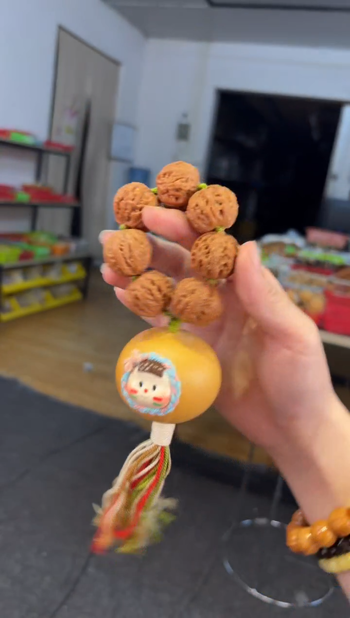 【闪购商品】菩提根/象牙果吊坠 2.2核桃京八棱多妹手捻