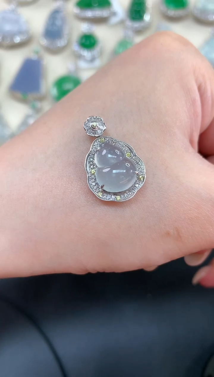 【闪购商品】翡翠吊坠(不含链)18K金镶嵌A721|3980