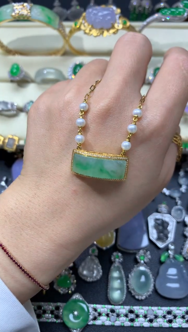 【闪购商品】翡翠颈饰18K金镶嵌套链