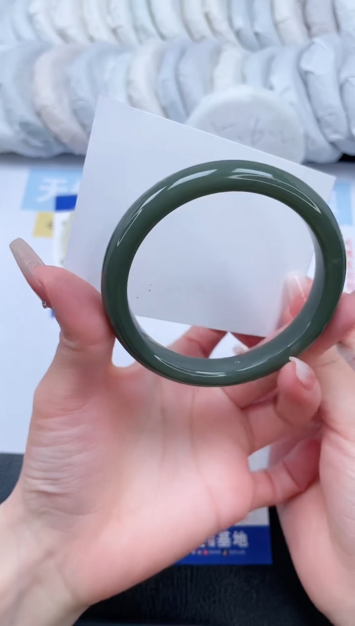 【闪购商品】和田玉手镯未镶嵌T101-60.3