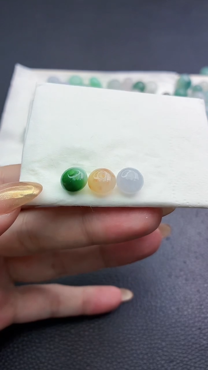 未镶嵌定制翡翠?珠子