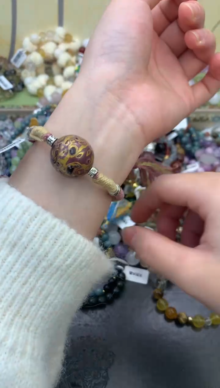 未镶嵌石英质玉手饰194