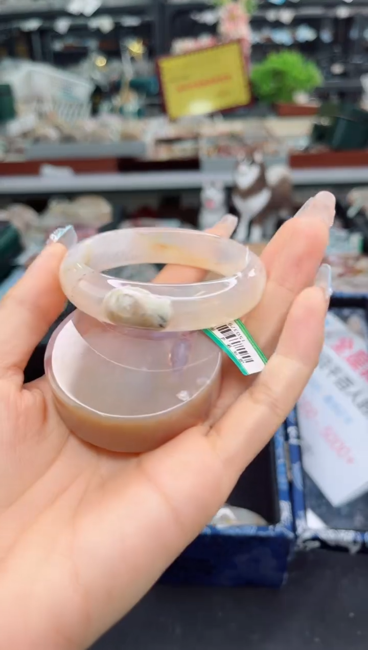 【闪购商品】石英质玉手镯未镶嵌53圈口（赠品镯心）1503792