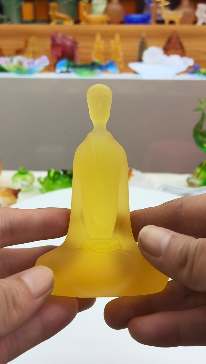 手工艺品琉璃琥珀色无相佛12*7公分