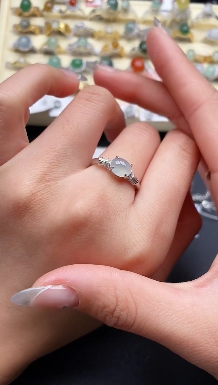 【闪购商品】翡翠戒指银S925镶嵌3333333+4