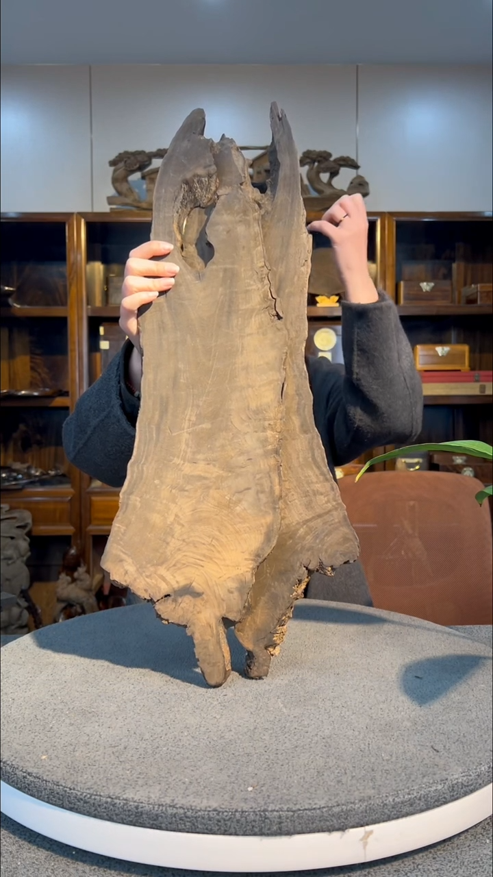 【闪购商品】金丝楠木雕2块原木板