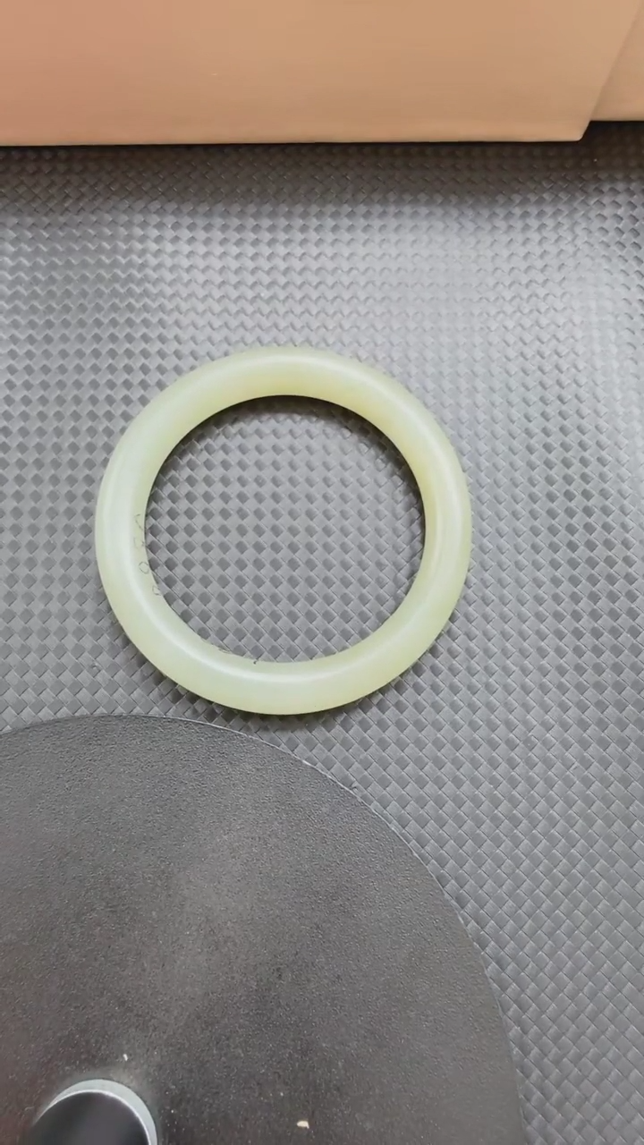 【闪购商品】和田玉手镯未镶嵌153圈口52.4正圈