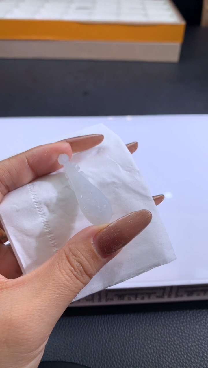 【闪购商品】定制翡翠未镶嵌翡翠
