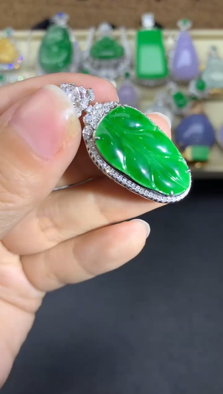 【闪购商品】翡翠颈饰18K金镶嵌417-中国好珍宝