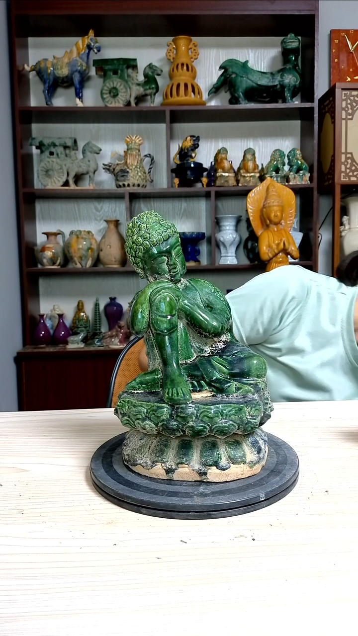 经典精美复古风格瓷器