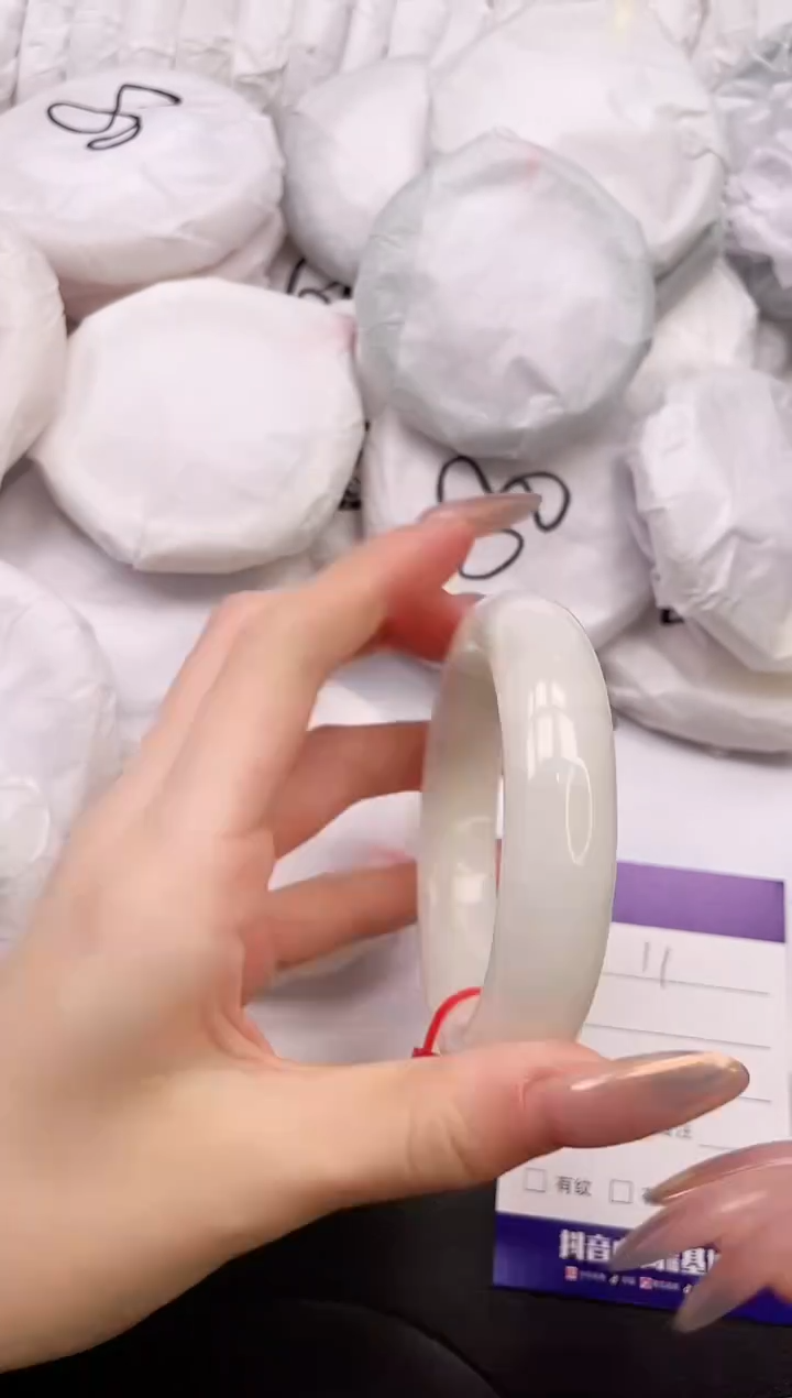 【闪购商品】和田玉手镯未镶嵌2K11-56