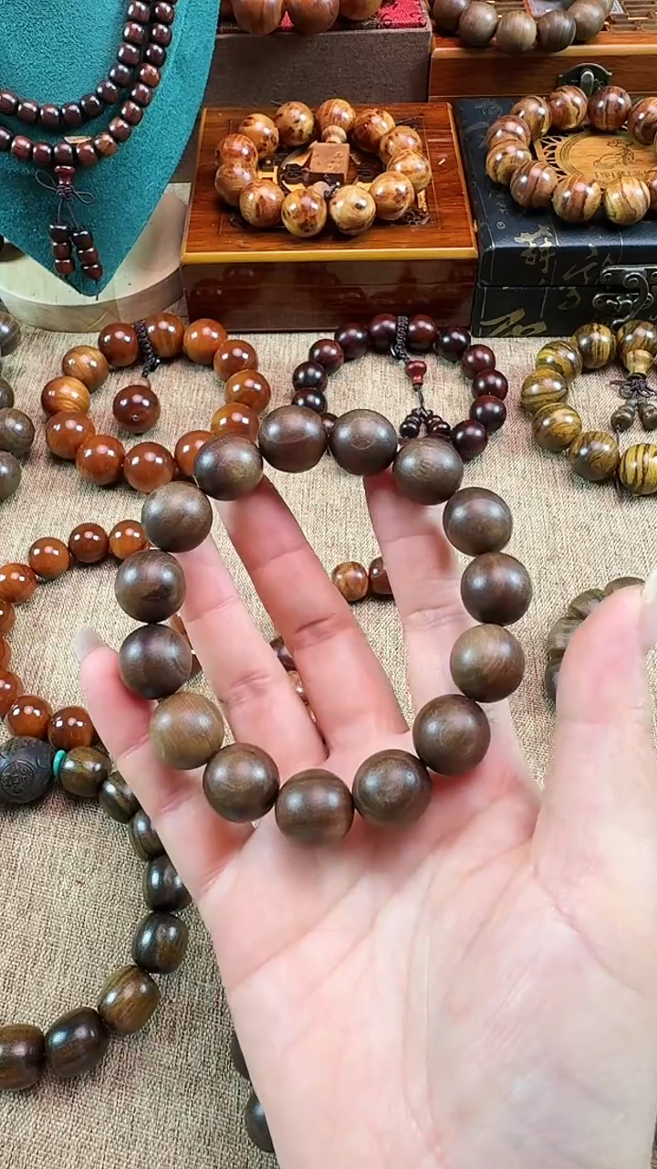 【闪购商品】檀香木手串/手链老山檀1.5瑕疵单圈