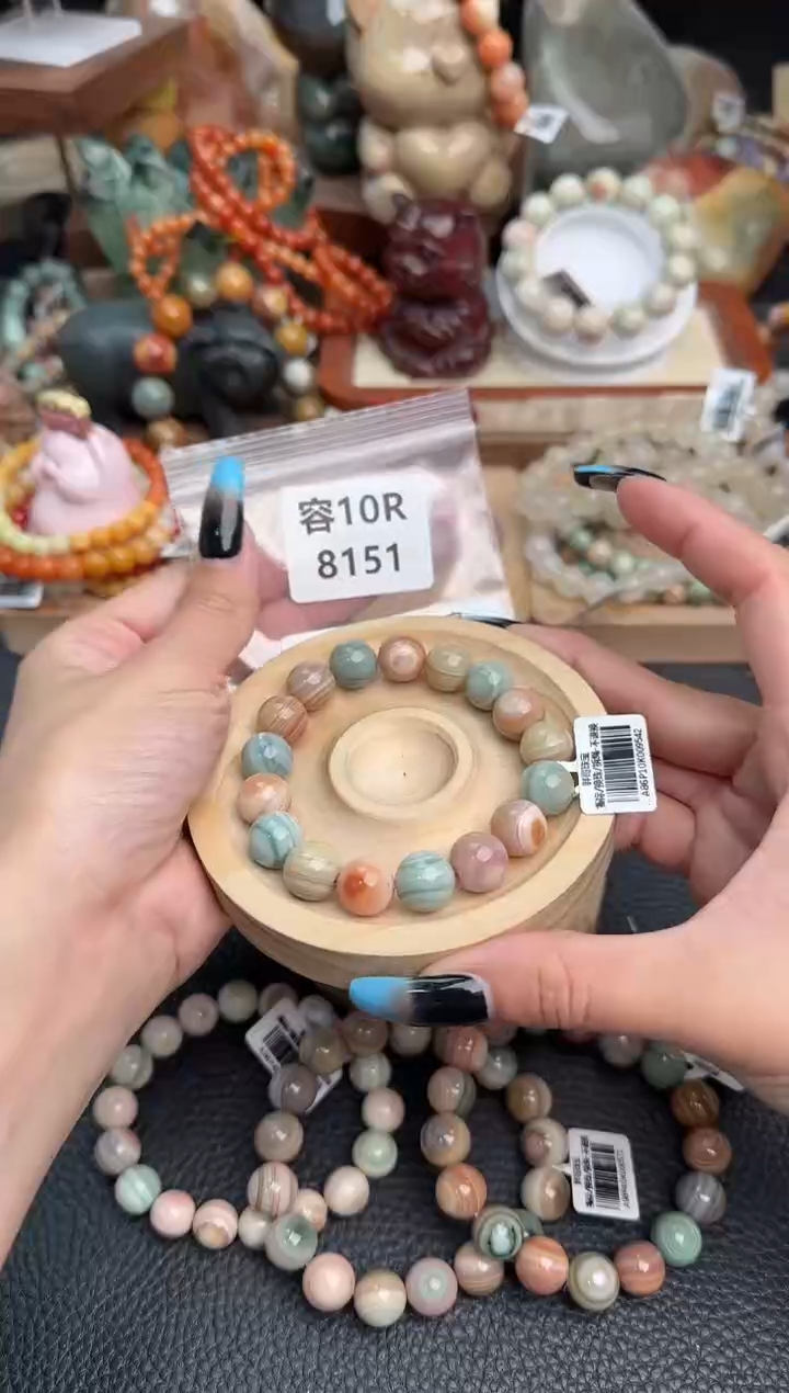 【闪购商品】石英质玉手链未镶嵌10R8151