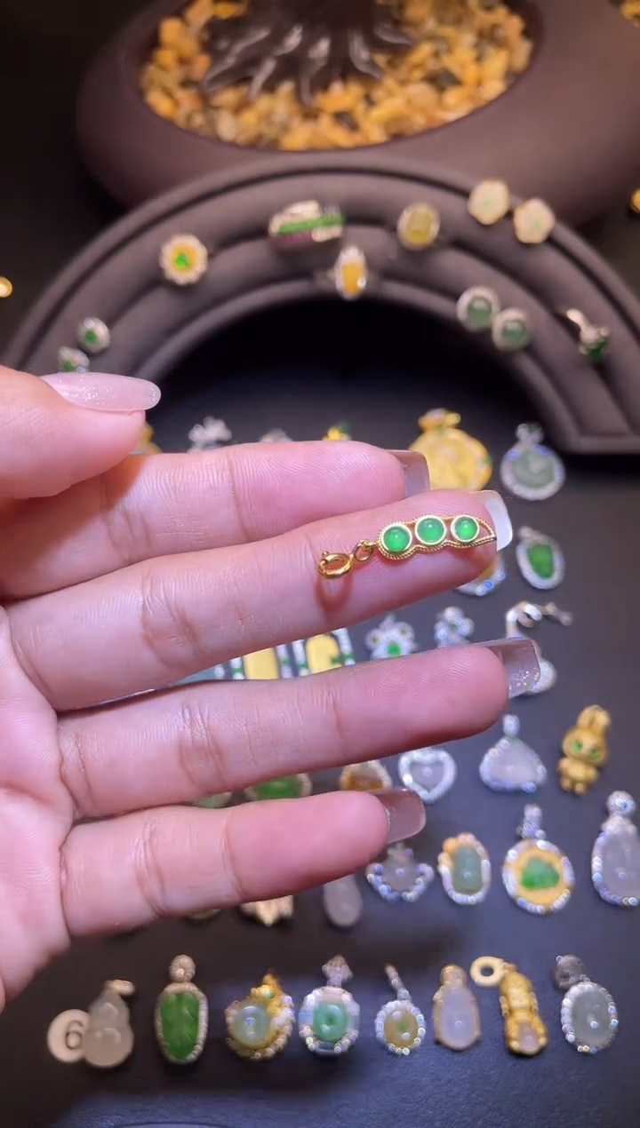 吊坠(不含链)银S925镶嵌翡翠1